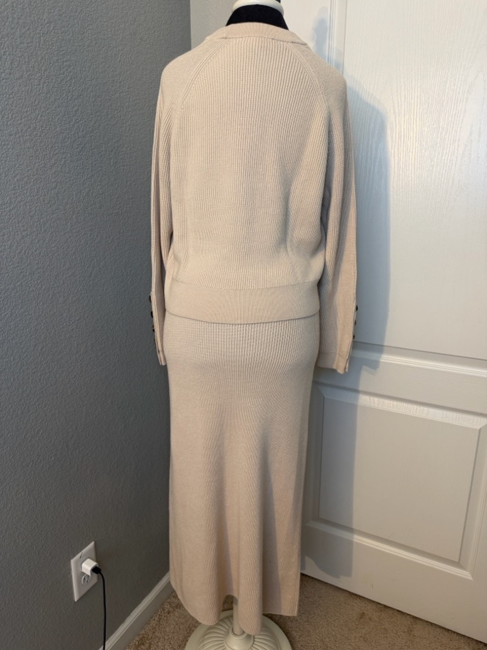 Sezane Sami Jumper and Naelle Skirt Set Natural Beige Size Large - Picture 9 of 16
